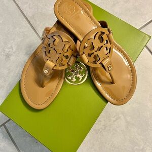 Tory Burch Miller Sandal in Tan Patent Leather Size 7.5M